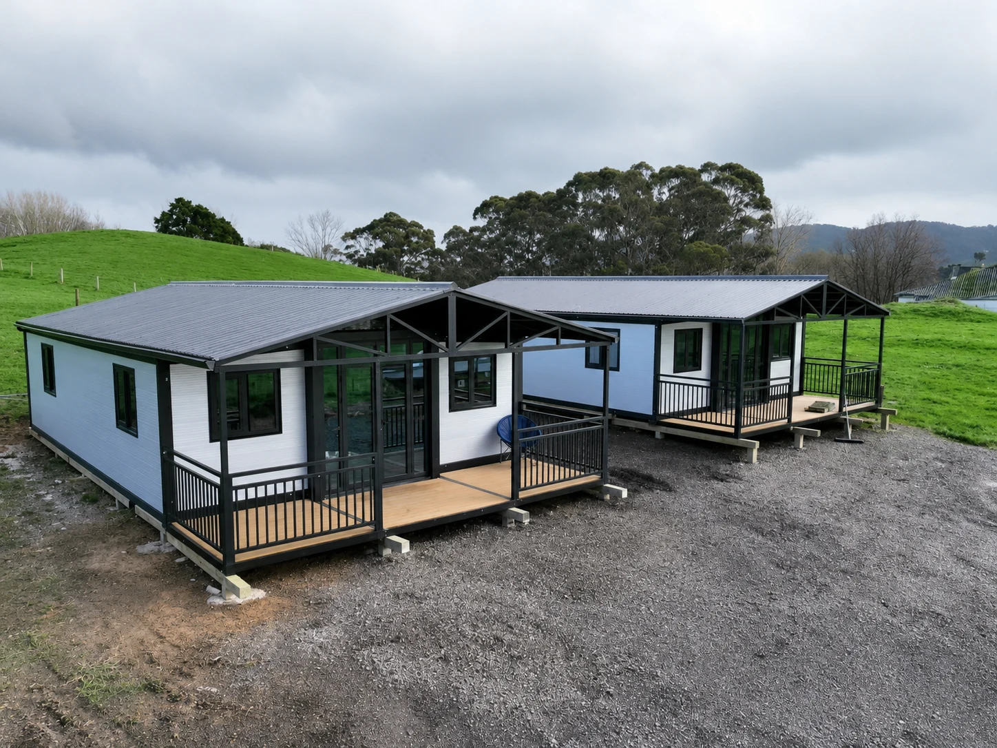 Terrace installation on expandable prefab house
